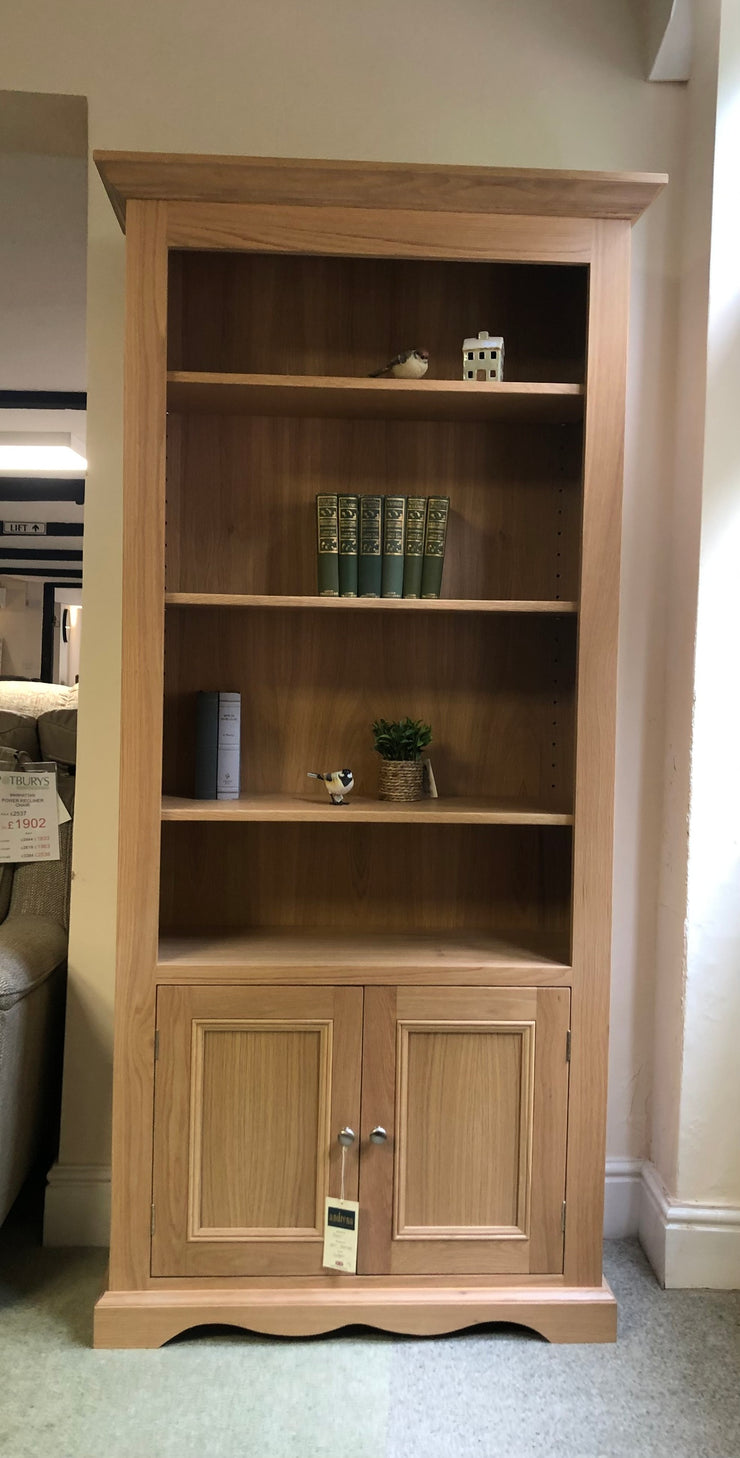 Andrena Pelham Bookcase